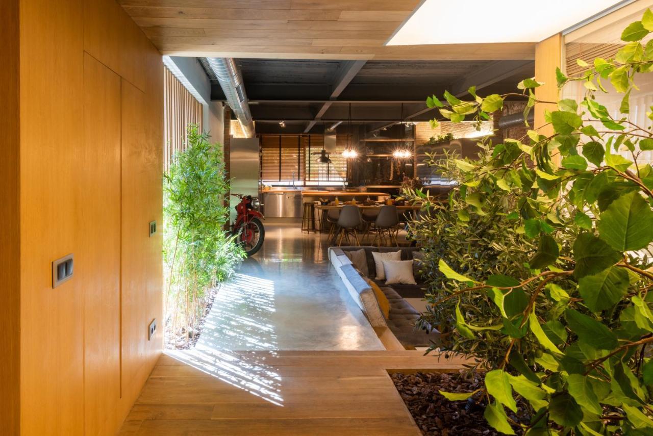 Petit Luxe Loft Apartment Terrassa Ngoại thất bức ảnh